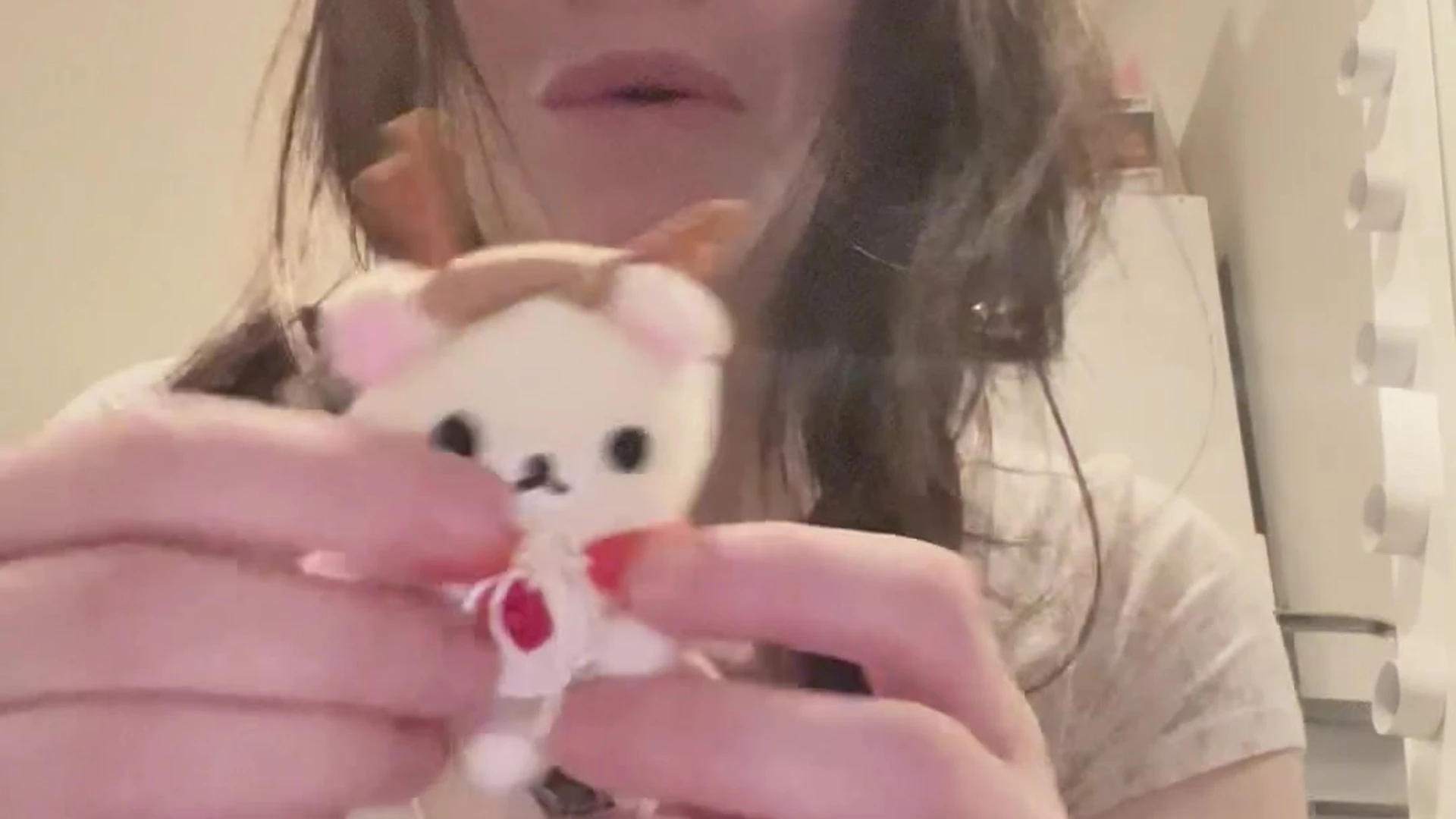 bimbo cute Emily Lynne face EXPOSED