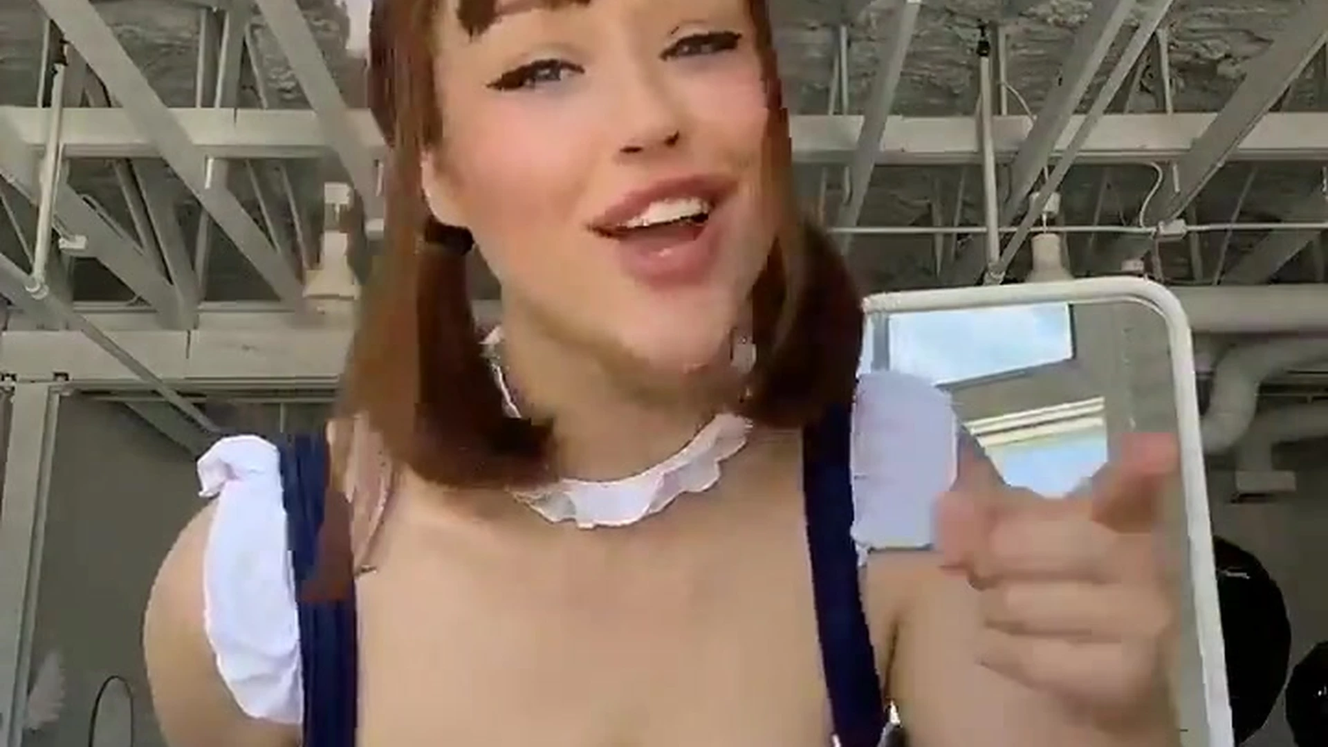 Sensational busty Sabrina Nichole bg