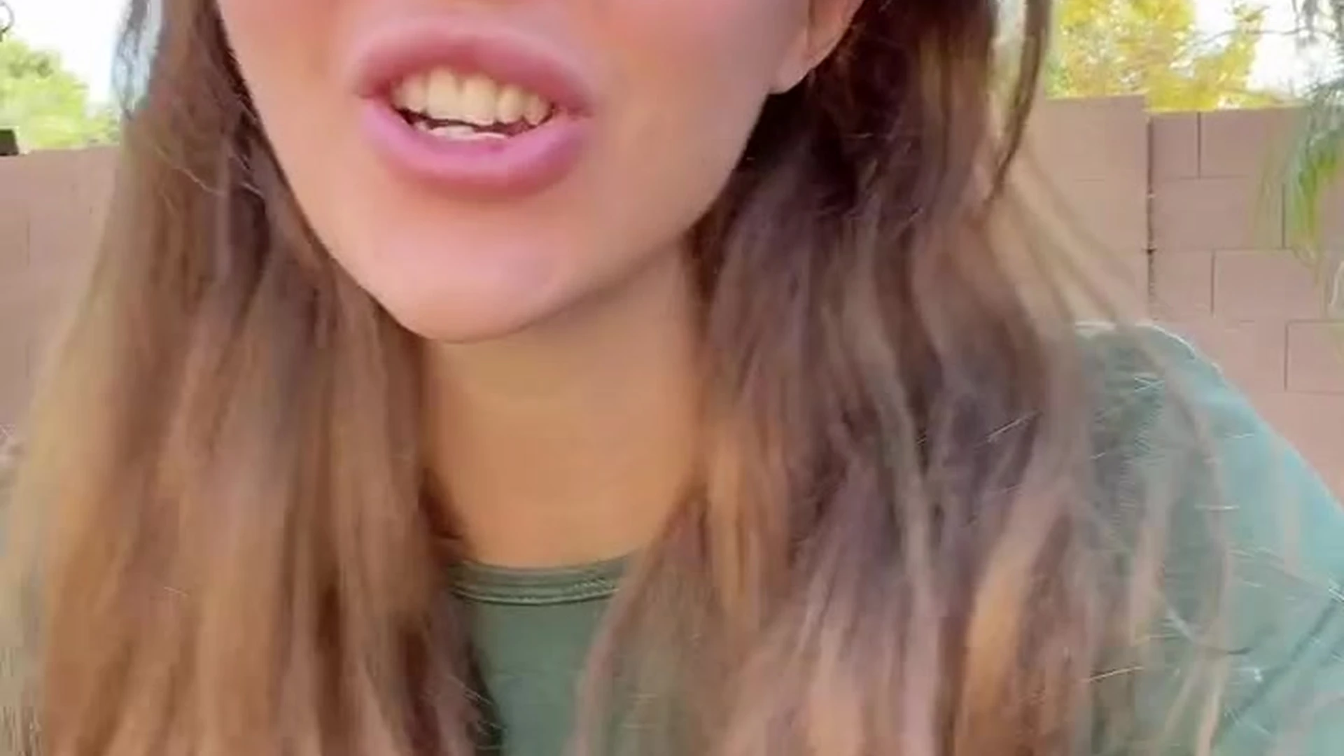 very sexy Sweating natural tits SunnyRayXO face