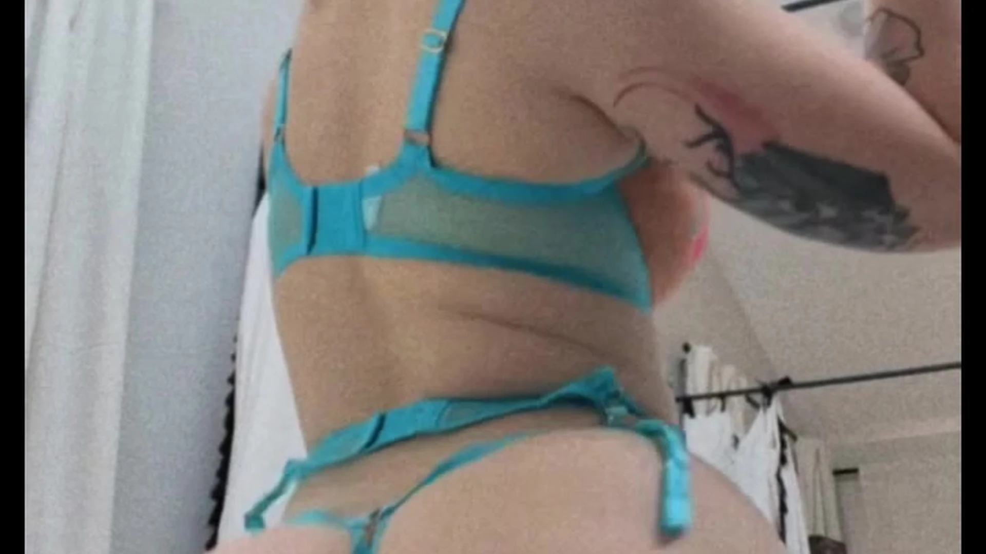 big ass Emily Lynne Nude leaks Clip