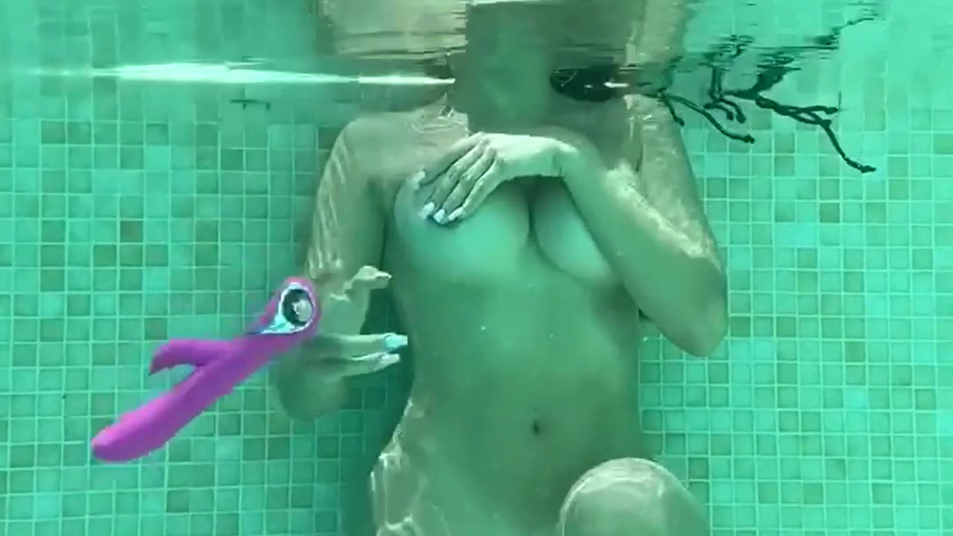 bird curvy Neiva Mara Nudes leak Exposed