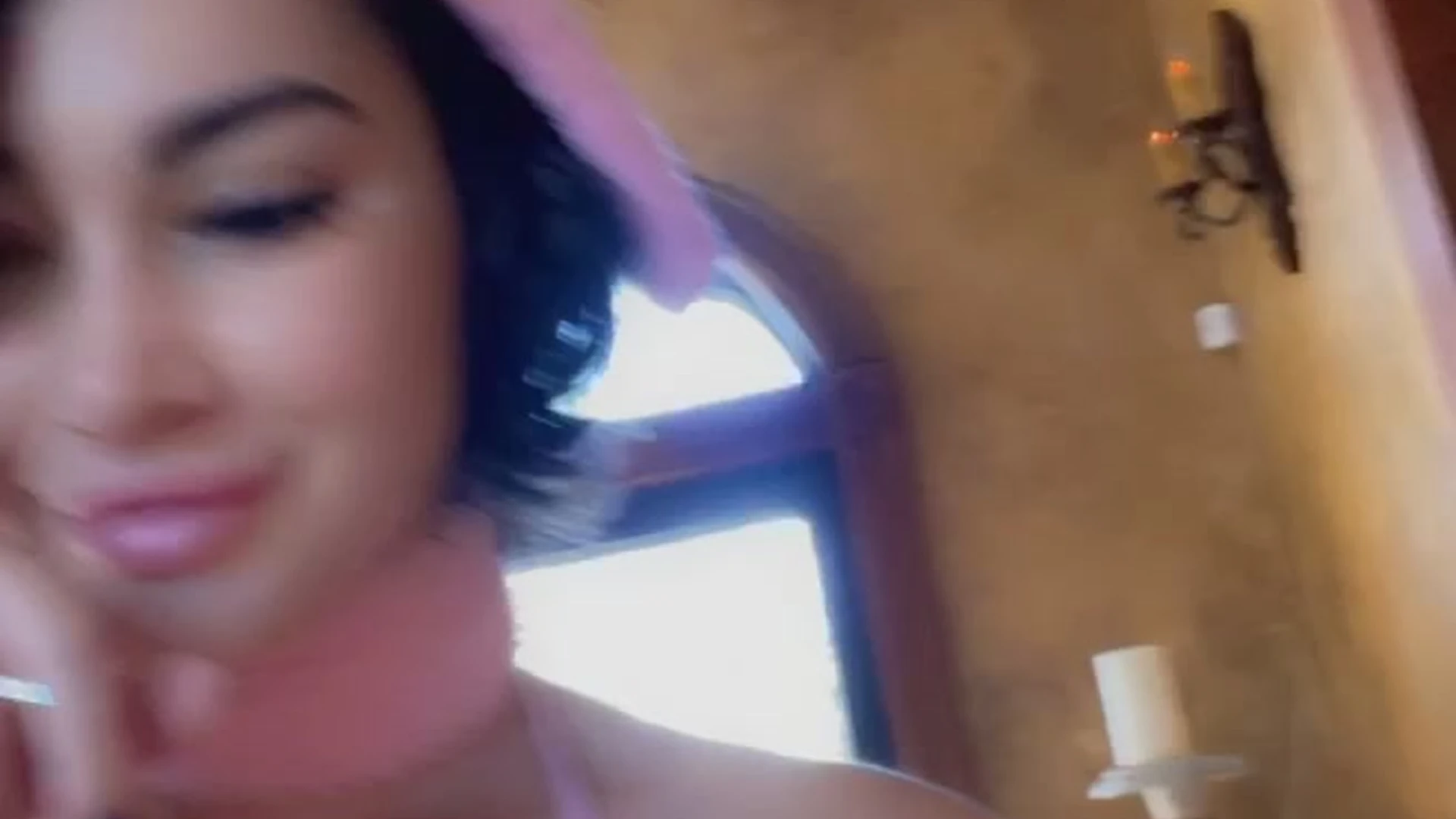 wild hottie LupuWellness fucked