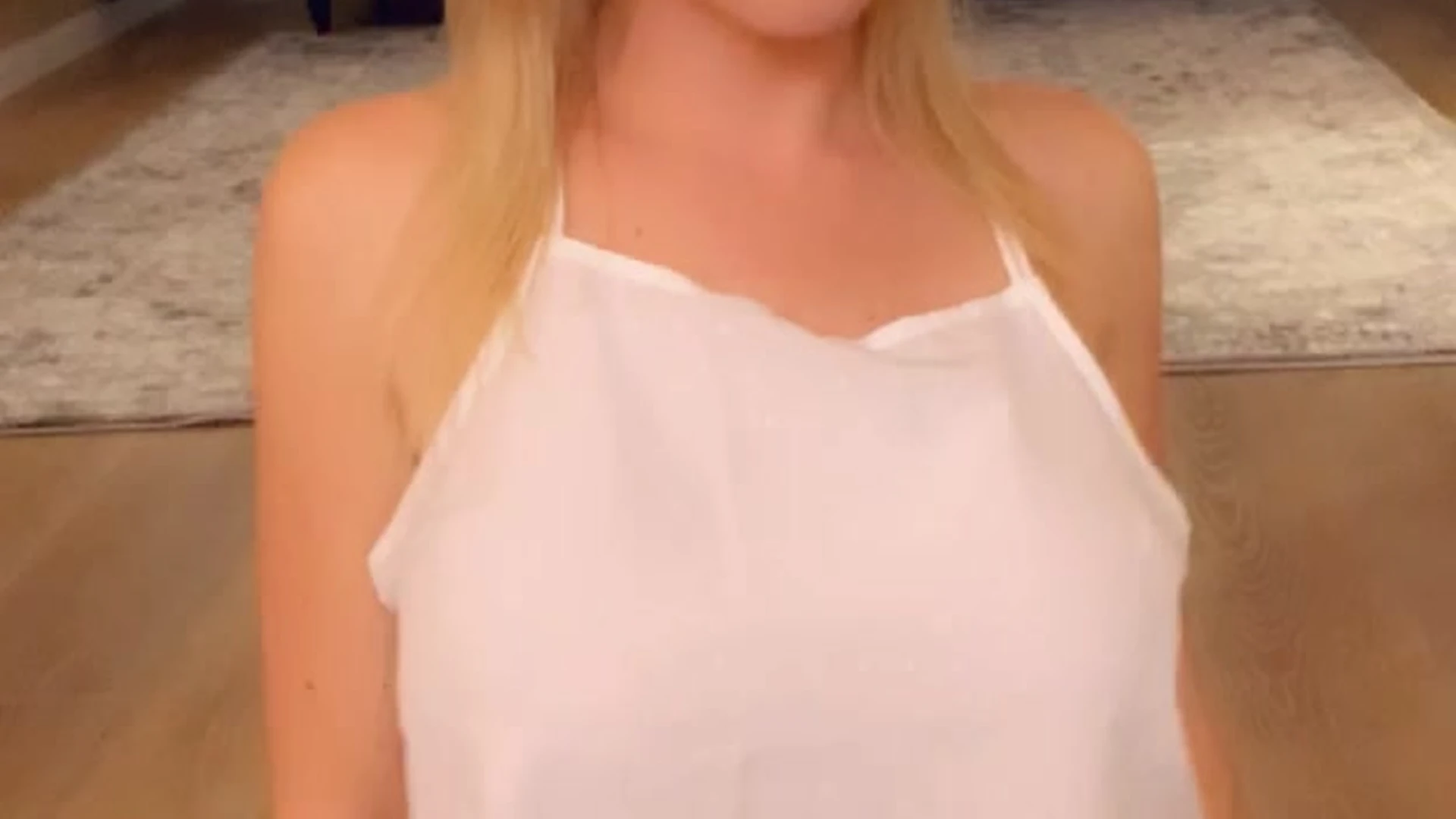 Exposed wet slut Kit Mercer fapello