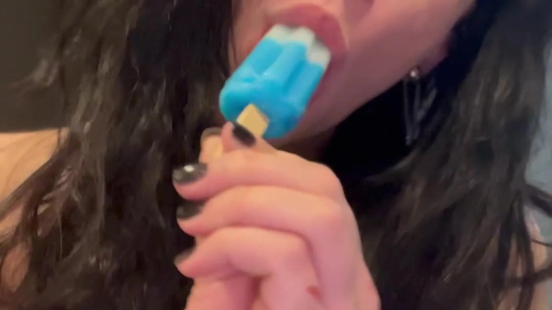 horny Lila Layne bg Epic