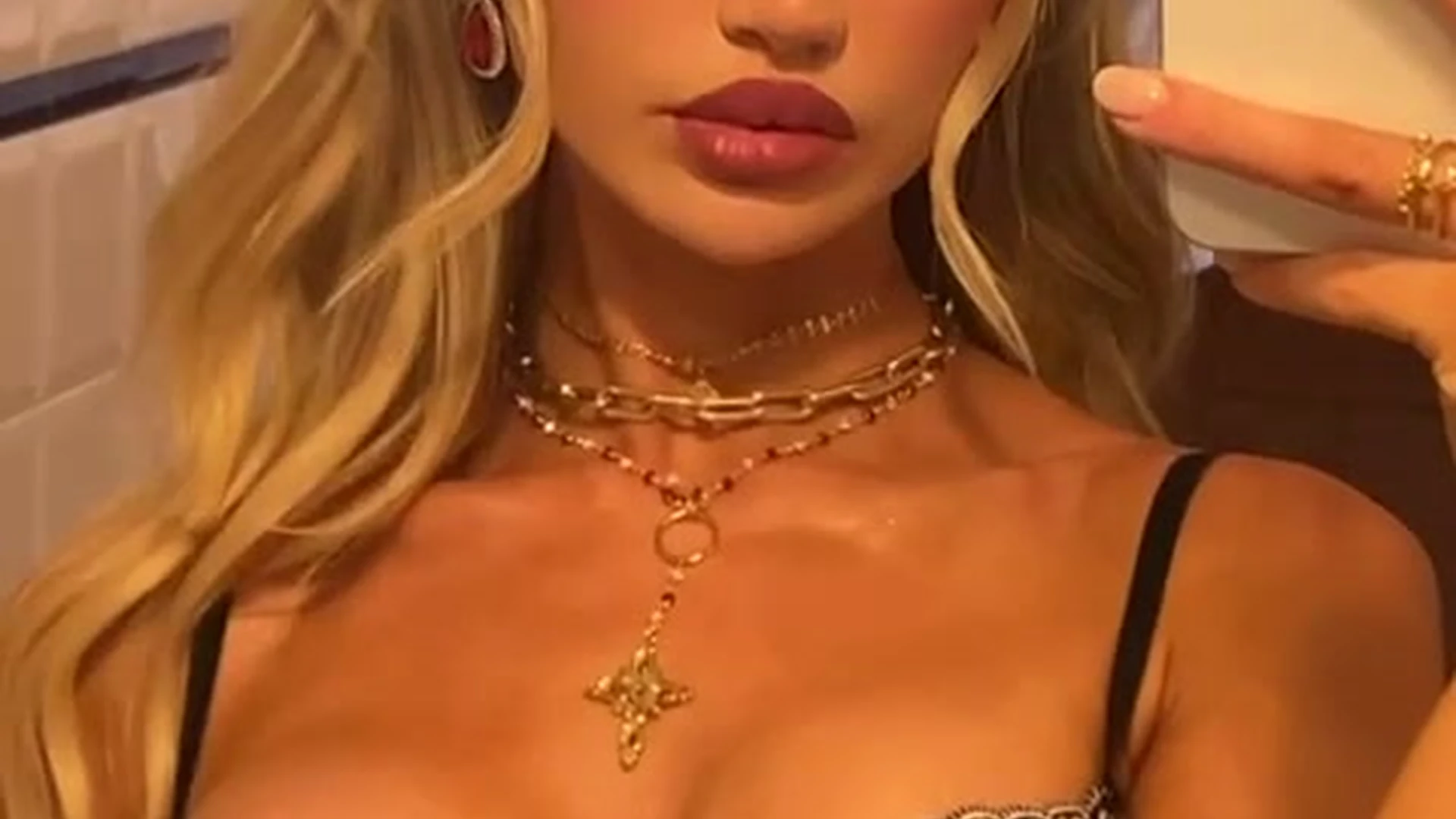 hot sucking blonde Gabby Epstein Nude leak OF