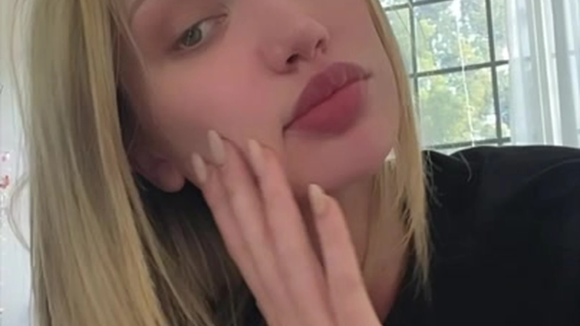 Epic waitress hot Gabby Epstein Nude Patreon